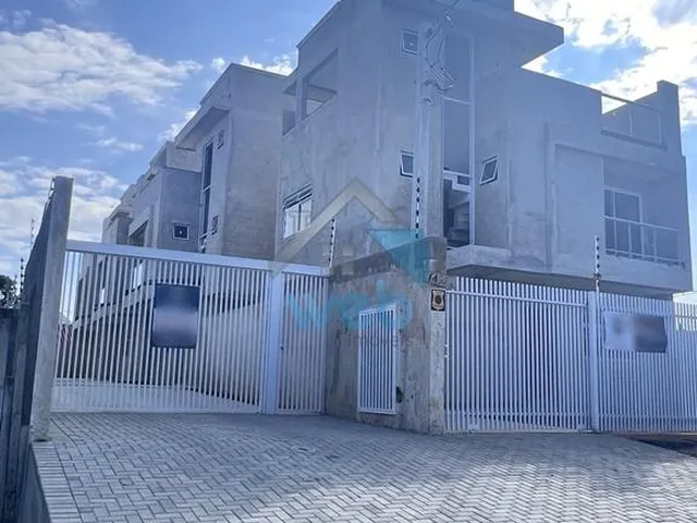 Imagem 2: Sobrados de alto padrão em condomínio à venda no Bairro Alto, com três quartos, sala