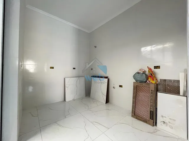 Imagem 5: Sobrados em fase de construção à venda na região do Rio Bonito, no Bairro Campo de