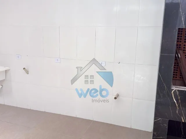 Imagem 12: Sobrados com três quartos à venda na região do Rio Bonito, no Bairro Campo de Santana