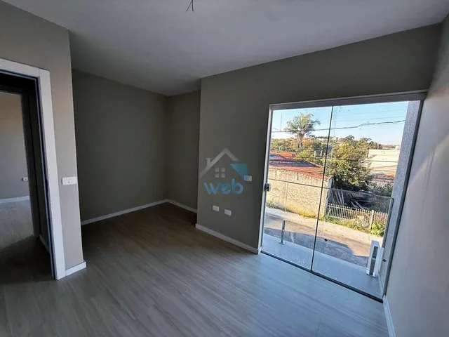 Imagem 11: Sobrado com três quartos no Bairro ITATIAIA, pronto para financiar, contando com 3