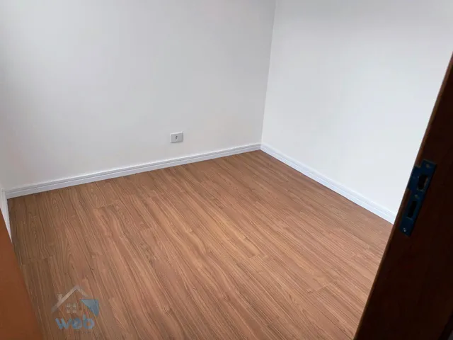 Imagem 8: Venda sobrado, três quartos, churrasqueira, porcelanato, lavabo, garagem coberta