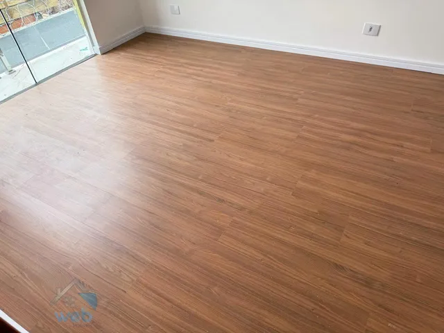 Imagem 7: Venda sobrado, três quartos, churrasqueira, porcelanato, lavabo, garagem coberta