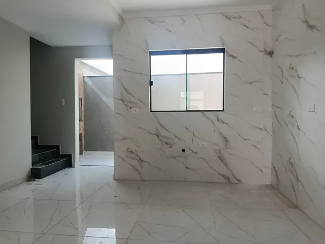 Imagem 8: Excelentes sobrados em condomínio fechado à venda no Bairro CIC, com três quartos