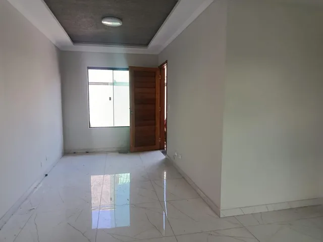 Imagem 5: Excelentes sobrados em condomínio fechado à venda no Bairro CIC, com três quartos
