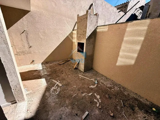 Imagem 8: Sobrados em construção, à venda no Bairro CIC, com três quartos, sala, cozinha