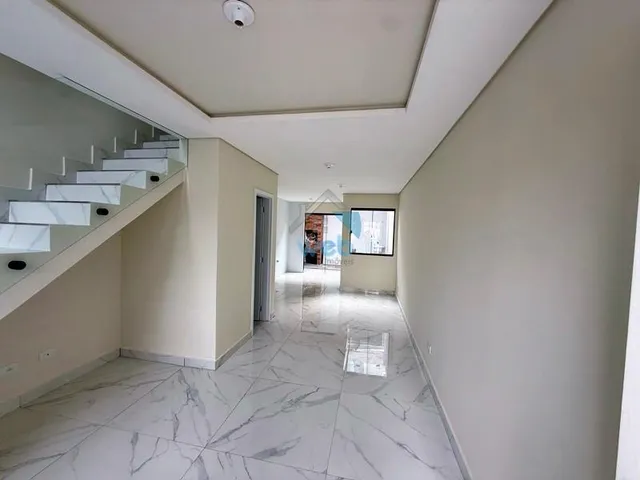 Imagem 11: Sobrado, três quartos, sala, edicula com churrasqueira, ótima localização