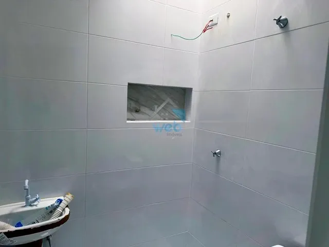 Imagem 3: Sobrado, três quartos, sala, edicula com churrasqueira, ótima localização