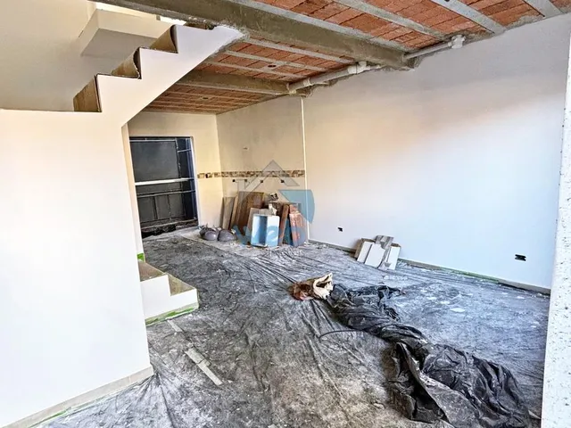 Imagem 11: Sobrados em condomínio à venda na região do Vitória Régia, com 3 quartos, sala