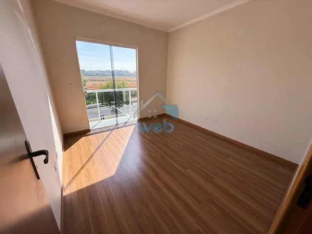 Imagem 11: Sobrados à venda na região do bairro Vitoria Regia, com três dormitórios, sala ampla