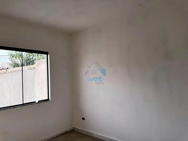 Imagem 4: Casas com dois quartos à venda na região do Tatuquara, próximo à Rua Marcos Bertoldi