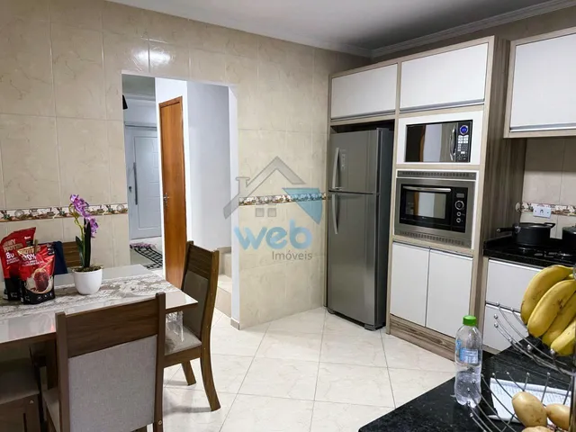 Imagem 13: Sobrado para vender no Vitória Régia, no Bairro CIC, com dois quartos, sala, cozinha