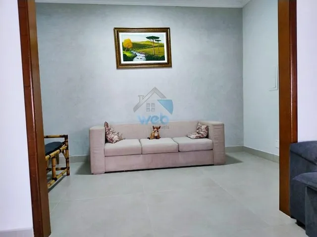 Imagem 2: Casa à venda no bairro Fazendinha, quatro quartos, sala, espaço externo, churrasqueira