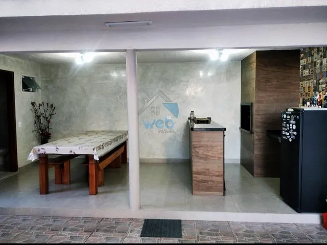 Imagem 14: Casa à venda no bairro Fazendinha, quatro quartos, sala, espaço externo, churrasqueira