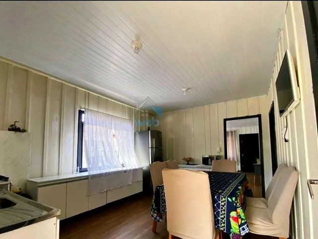 Imagem 7: Casa à venda no bairro Fazendinha, três quartos, sala, espaço externo, churrasqueira
