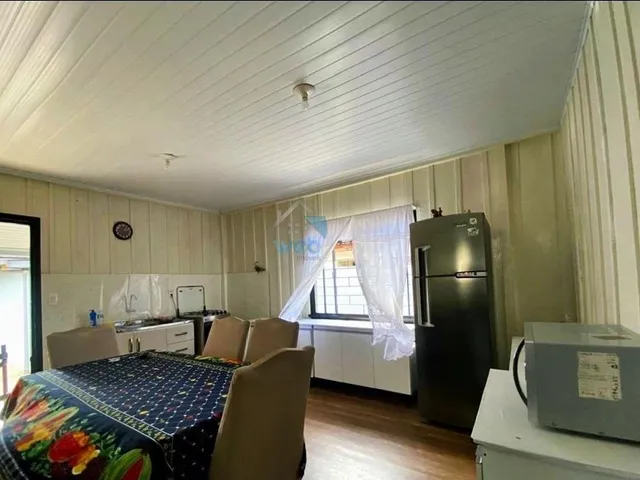 Imagem 10: Casa à venda no bairro Fazendinha, três quartos, sala, espaço externo, churrasqueira