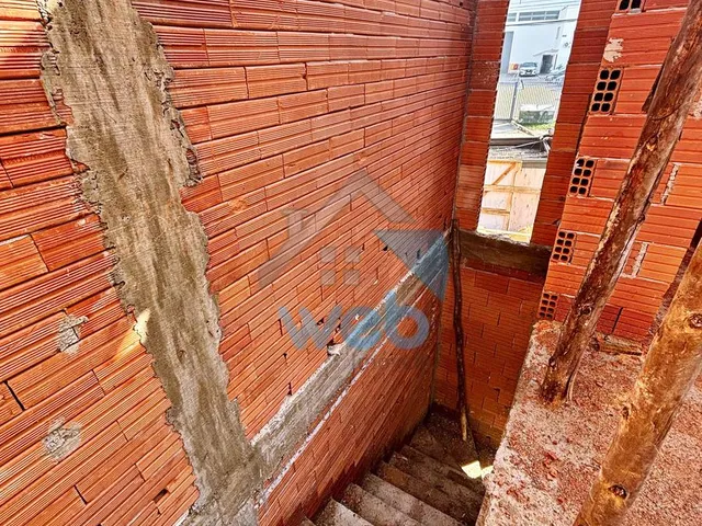 Imagem 10: Sobrados 3 Quartos no Bairro Vitória Régia - CIC