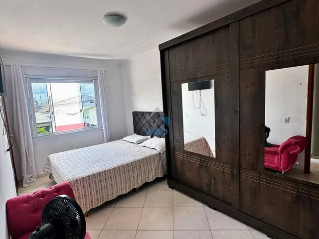 Imagem 13: Sobrados à venda na região do bairro Vitoria Regia, dois dormitórios, sala ampla