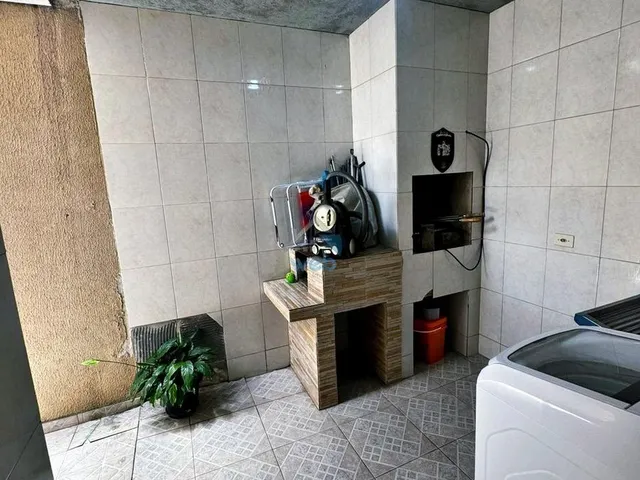 Imagem 9: Sobrados à venda na região do bairro Vitoria Regia, dois dormitórios, sala ampla