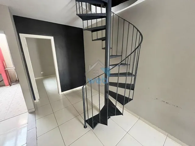 Imagem 12: Casa para venda na região do Vitória Régia, no Bairro CIC, com dois quartos, sala