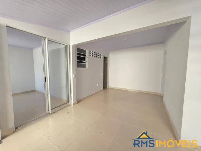 Imagem 11: Casa em Guará II, Brasília - 2 Quartos, Cozinha Integrada, 1 Vaga, Próximo ao Super