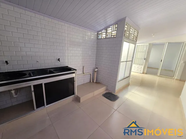 Imagem 13: Casa em Guará II, Brasília - 2 Quartos, Cozinha Integrada, 1 Vaga, Próximo ao Super