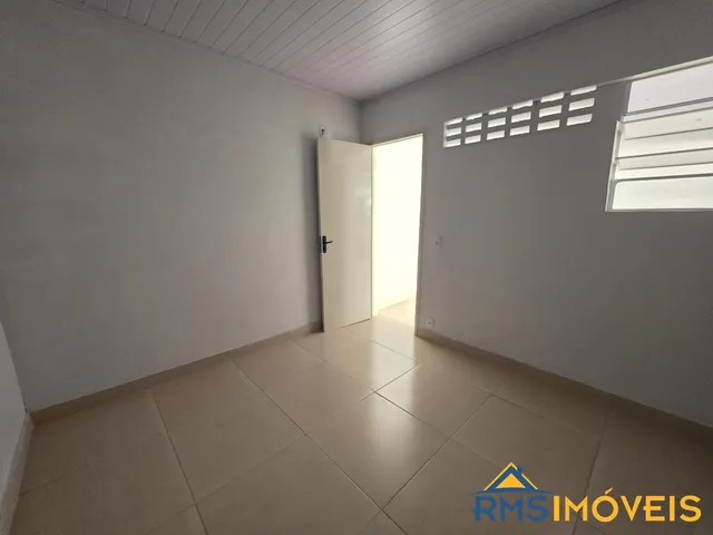 Imagem 15: Casa em Guará II, Brasília - 2 Quartos, Cozinha Integrada, 1 Vaga, Próximo ao Super