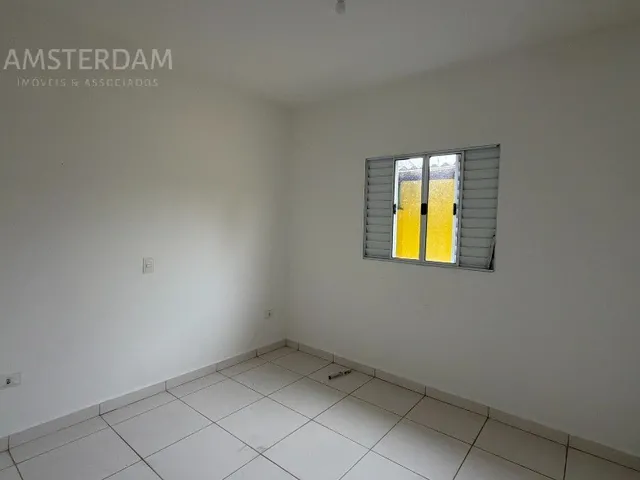 Imagem 13: Casa À Venda na Vista Linda, 2 Quartos Sendo 1 Deles Suíte, Sala para 2 Ambientes, com 2 Banheiros, 2 Vagas, 70M²!