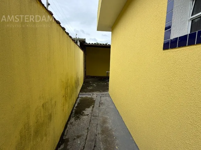 Imagem 8: Casa À Venda na Vista Linda, 2 Quartos Sendo 1 Deles Suíte, Sala para 2 Ambientes, com 2 Banheiros, 2 Vagas, 70M²!