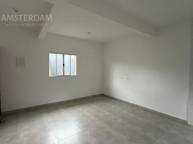 Imagem 15: Casa À Venda na Vista Linda, 400 Metros da Praia, 2 Suítes, Sala para 2 Ambientes, 3 Banheiros, Vaga de Garagem