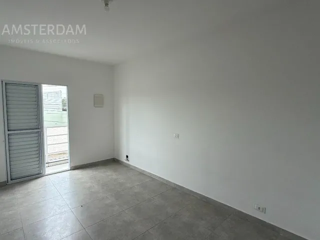 Imagem 11: Casa À Venda na Vista Linda, 400 Metros da Praia, 2 Suítes, Sala para 2 Ambientes, 3 Banheiros, Vaga de Garagem