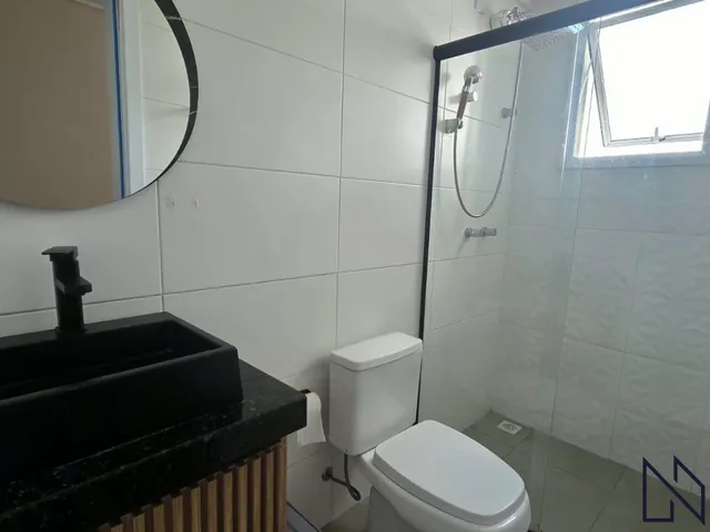 Imagem 5: Apartamento semimobiliado com 2 dormitórios, suíte e garagem para 2 carros no Lo