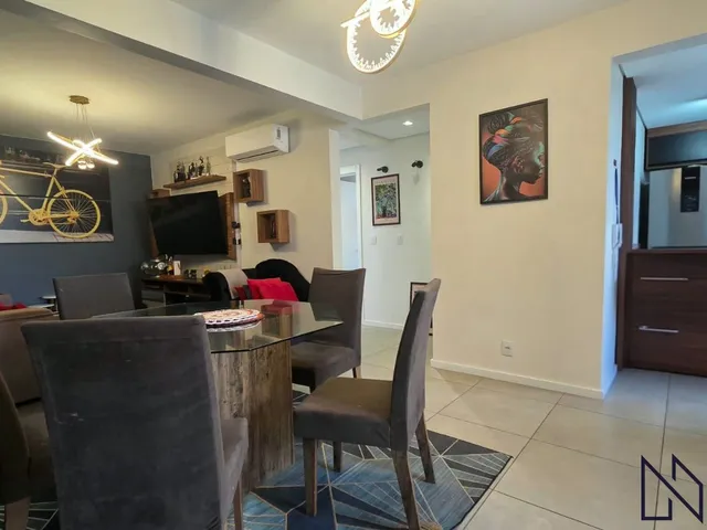 Imagem 9: Apartamento semimobiliado com 2 dormitórios, suíte e garagem para 2 carros no Lo