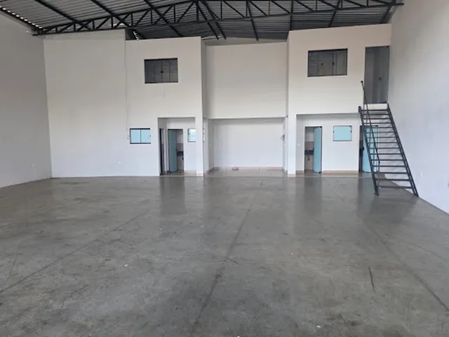 Imagem 2: Galpão para alugar, 300 m² por R$ 4.550,00/mês - Centro - Patos de Minas/MG