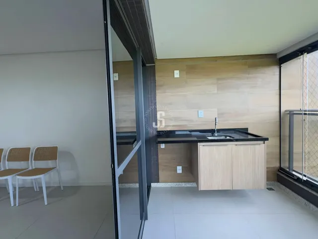 Imagem 16: Apartamento 2 Suítes à Venda no Bauen, 70m², Nascente, Semimobiliado e 2 Vagas
