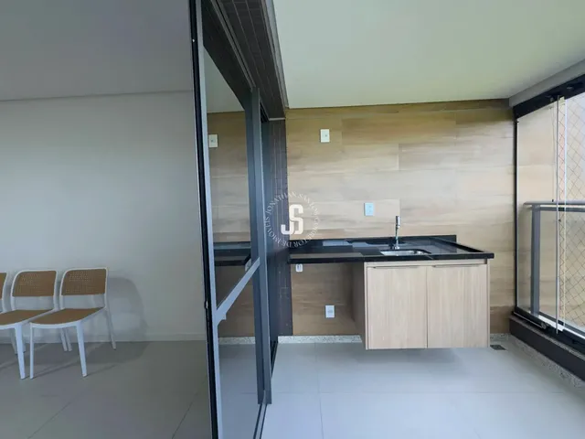 Imagem 9: Apartamento 2 Suítes à Venda no Bauen, 70m², Nascente, Semimobiliado e 2 Vagas