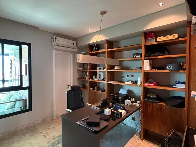 Imagem 12: Apartamento 4 Suítes à Venda no Horto Florestal, 206m², Nascente, Andar Altíssimo e 4