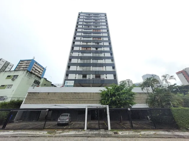 Imagem: O apartamento possui 2 Dormitórios, 1 Suíte, 2 Banheiros,