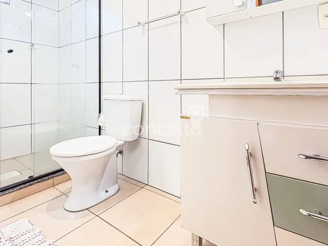 Imagem 11: Apartamento 3 dormitórios sendo 1 suíte e 2 vagas no Bairro Água Verde