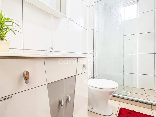 Imagem 9: Apartamento 3 dormitórios sendo 1 suíte e 2 vagas no Bairro Água Verde