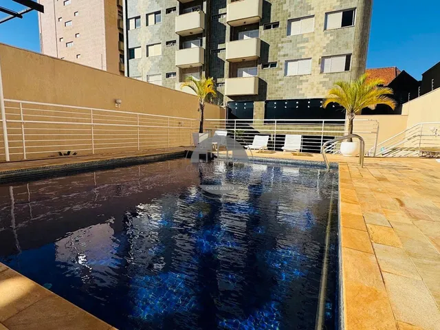 Imagem: O apartamento possui 4 Dormitórios, 1 Suíte, 4 Banheiros,