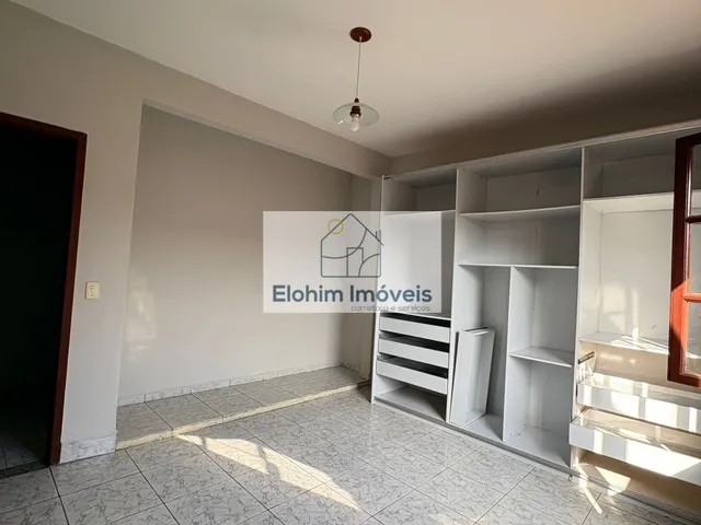 Imagem 9: CASA À VENDA Casa com 4 dormitórios