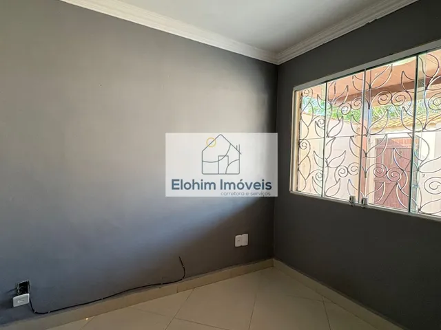 Imagem 3: CASA À VENDA Casa com 4 dormitórios