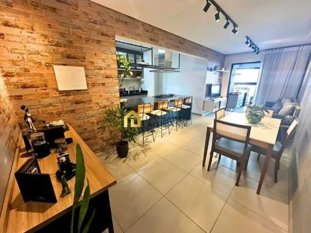 Imagem: O apartamento possui 3 Dormitórios, 1 Suíte, 1 Banheiro,