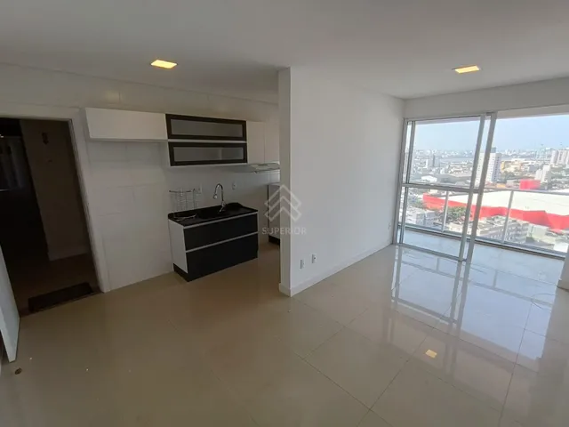 Imagem: O apartamento possui 2 Dormitórios, 1 Suíte, 2 Banheiros,