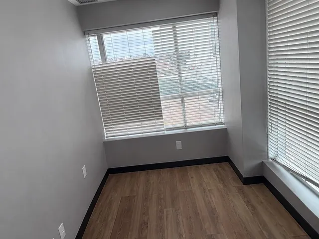 Imagem 15: Sala comercial para Locação NO MUNDO PLAZA, Caminho das Árvores, Salvador, 6 salas, 2