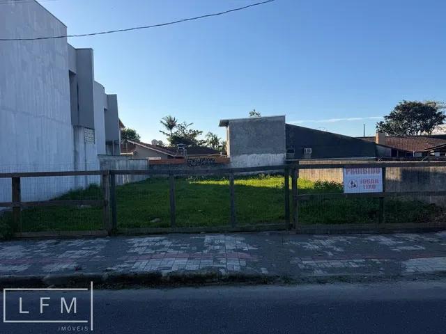 Imagem: Terreno pronto para construir em Balneário