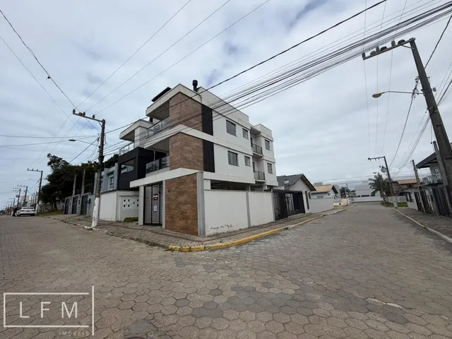 Imagem 2: Apartamento Semi Mobiliado a Venda em Balneário Piçarras Sc