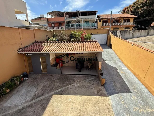Imagem 16: CASA IMPONENTE À VENDA | 4 QUARTOS | 2 SUÍTES | 8 VAGAS