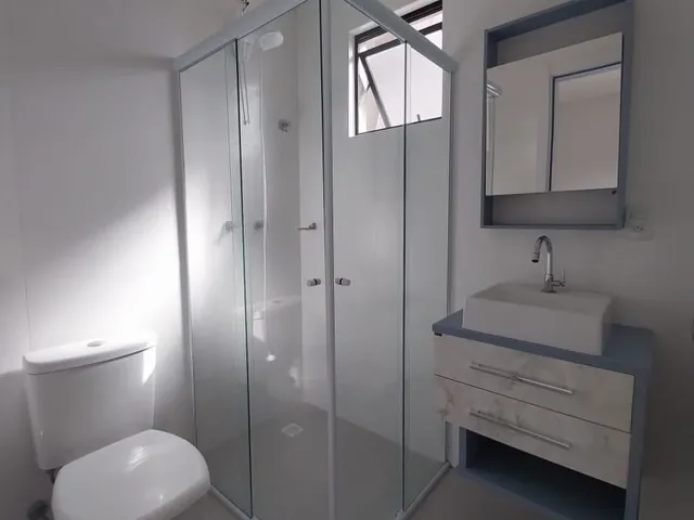 Imagem 8: Apartamento à venda com 2 dormitórios, sendo 1 suíte na Meia Praia em Itapema/SC