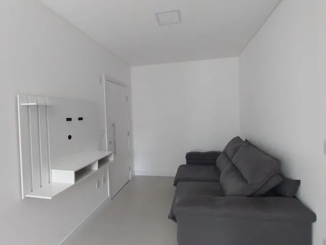 Imagem 11: Apartamento à venda com 2 dormitórios, sendo 1 suíte na Meia Praia em Itapema/SC
